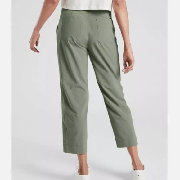 ATHLETA Tribeca Utility Crop Green Size 10 - Picture 4 of 9